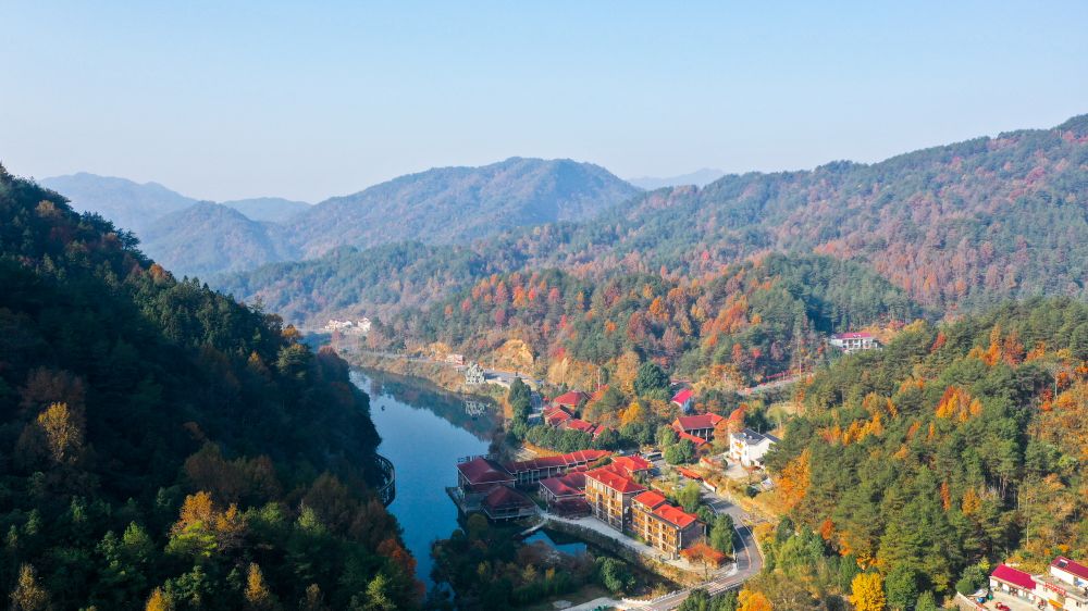 天峡山庄的晚秋